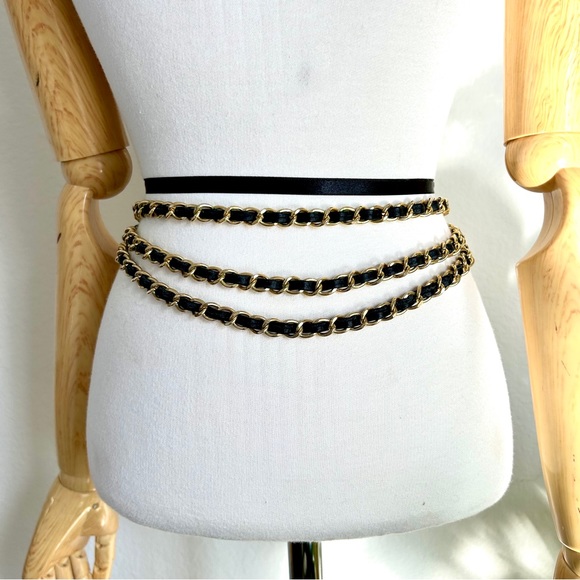 Vintage 1995 Chain link Chanel Belt main image 4